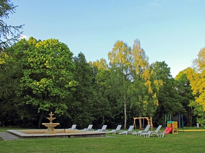 Hotel Ksiezycowy Dworek Kętrzyn Exterior foto