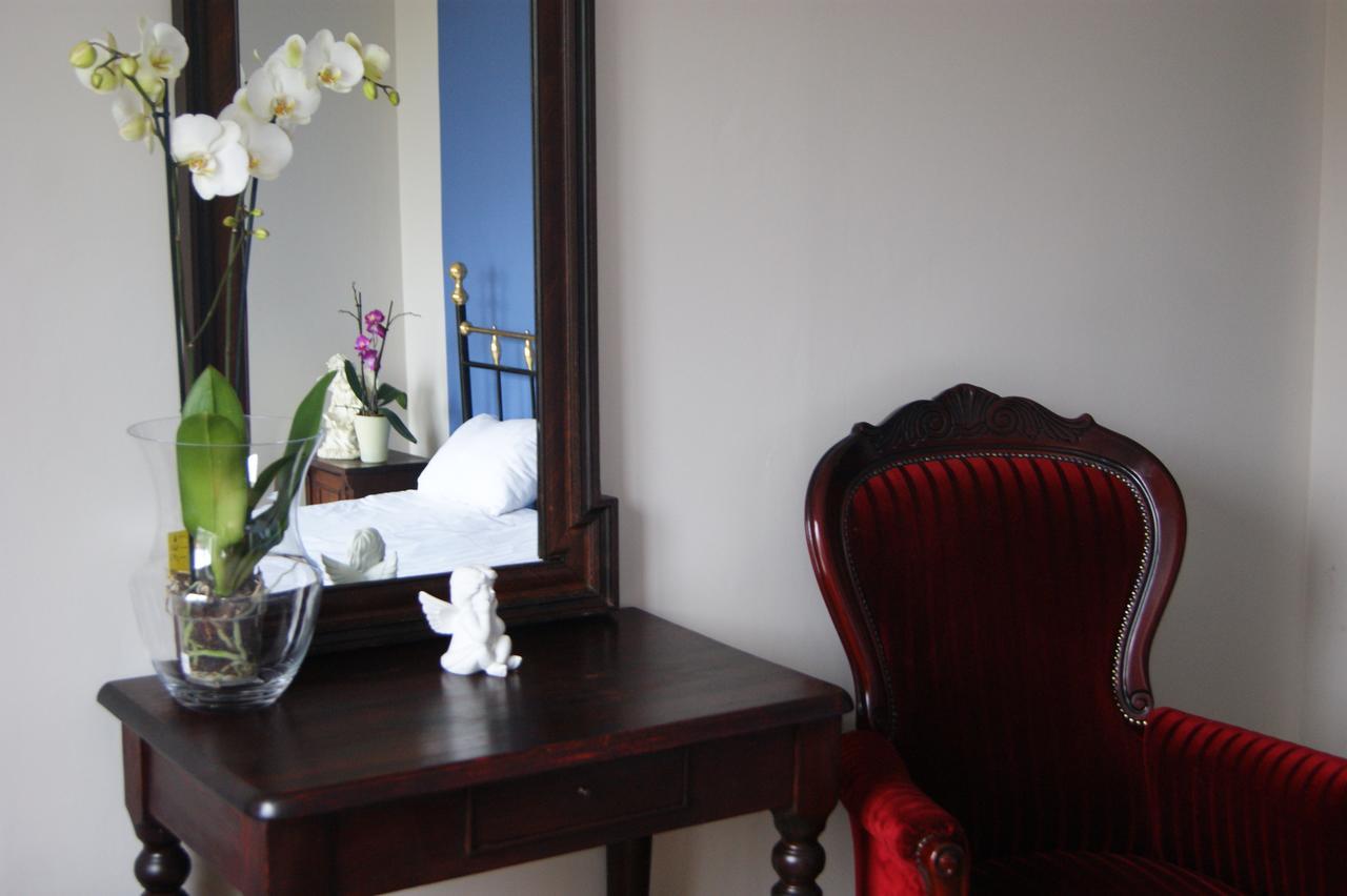 Hotel Ksiezycowy Dworek Kętrzyn Cameră foto